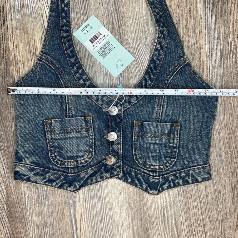 SOLD OUT! REVICE Upper East Side Denim Blue Carrie Vest Halter Crop Top Large - Picture 7 of 9